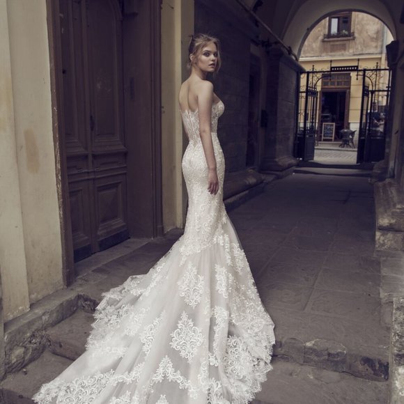 Riki Dalal ARIEL Wedding Dress Lace Mermaid - Picture 4 of 15